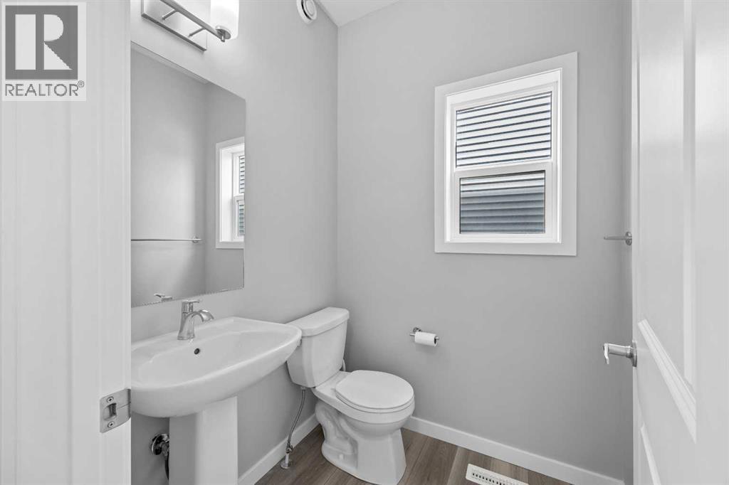 74 Lucas Place Nw, Calgary, Alberta  T3P 2E5 - Photo 17 - A2314543