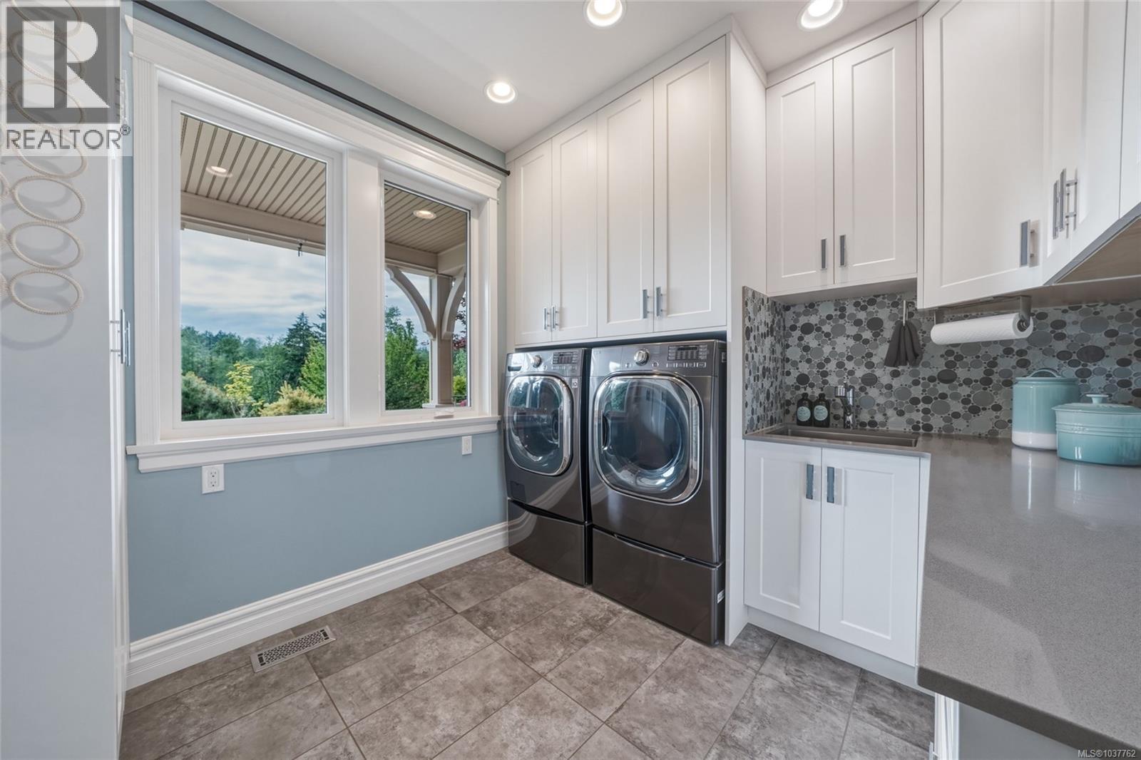 6429 Bryn Rd, Central Saanich, British Columbia V8M 1X6 - Photo 34 - 1037762