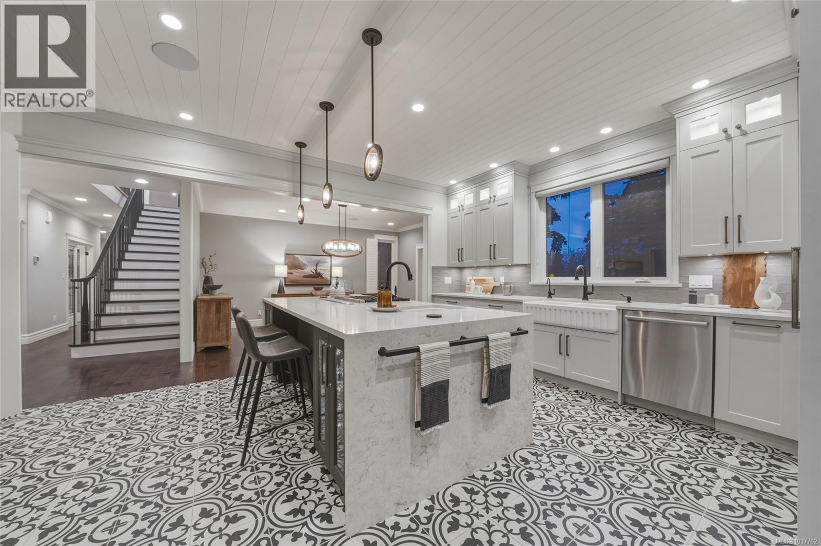 6429 Bryn Rd, Central Saanich, British Columbia V8M 1X6 - Photo 65 - 1037762