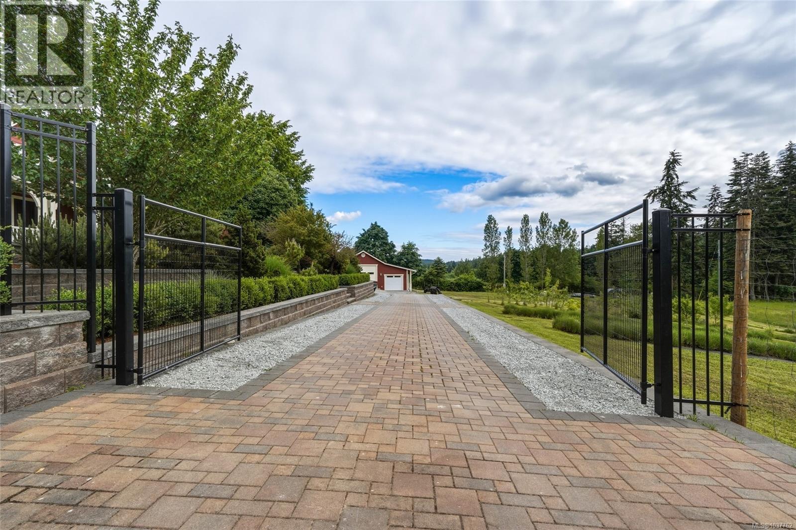 6429 Bryn Rd, Central Saanich, British Columbia V8M 1X6 - Photo 58 - 1037762