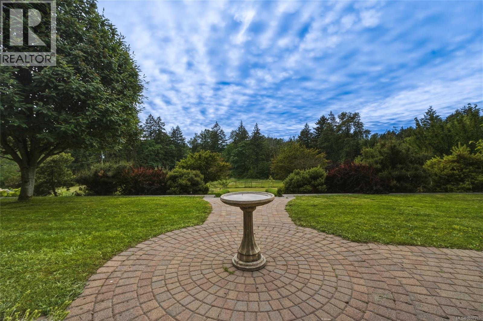 6429 Bryn Rd, Central Saanich, British Columbia V8M 1X6 - Photo 50 - 1037762