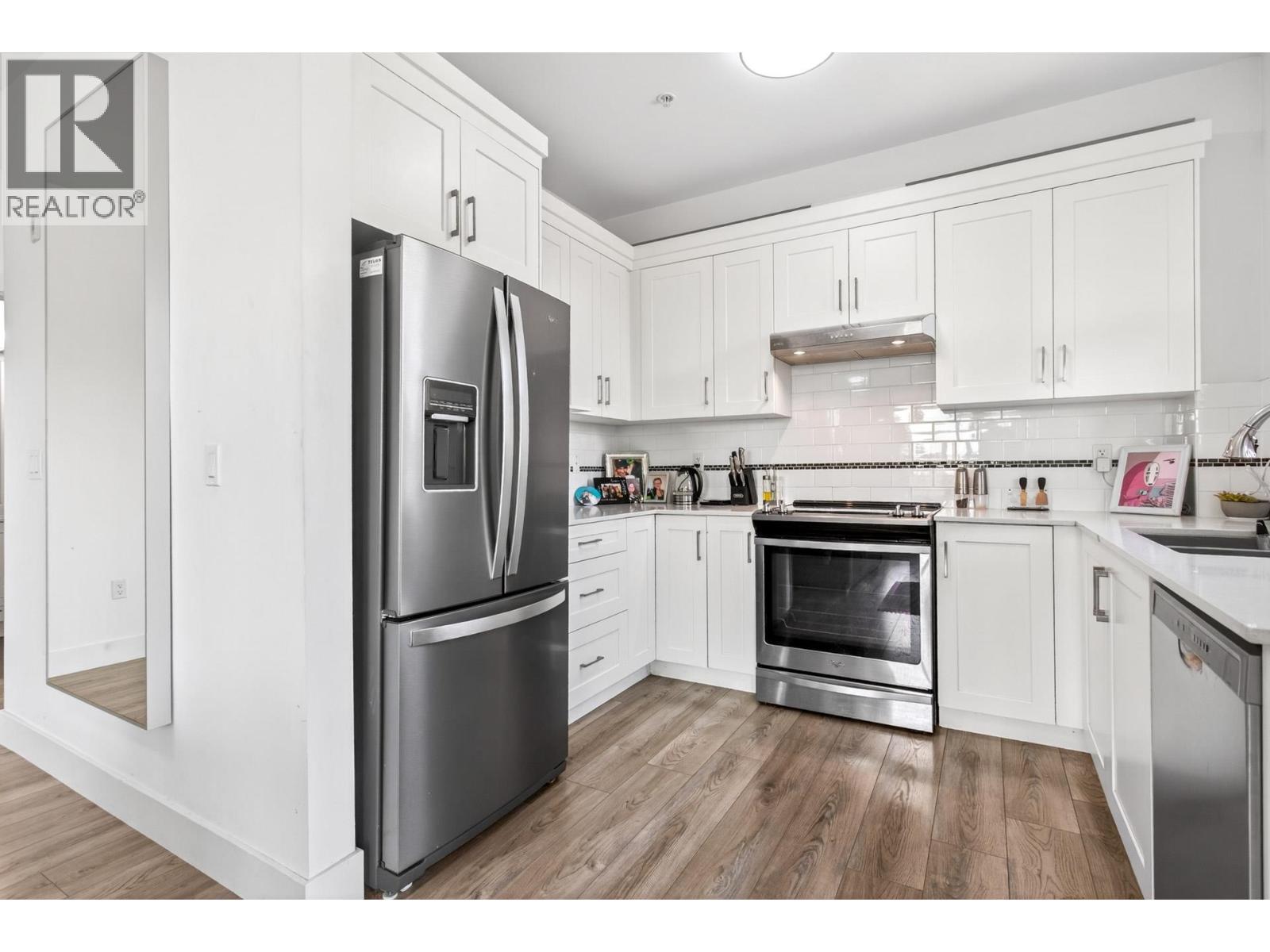 403 22577 Royal Crescent, Maple Ridge, British Columbia V2X 2M2 - Photo 12 - R3128757