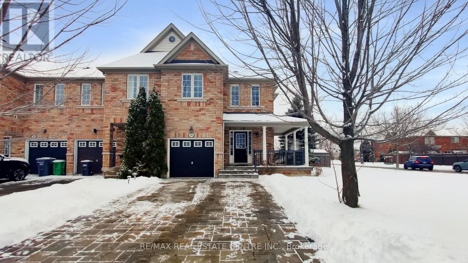 3941 Stardust Drive, Mississauga, Ontario  L5M 8A4 - Photo 5 - W13217518