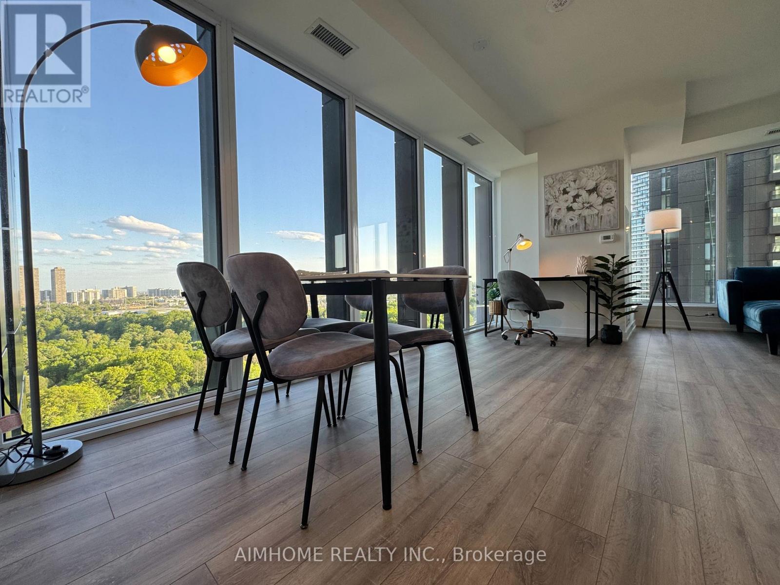 1811 - 5 Quarrington Lane, Toronto, Ontario  M3C 1H7 - Photo 3 - C13218920