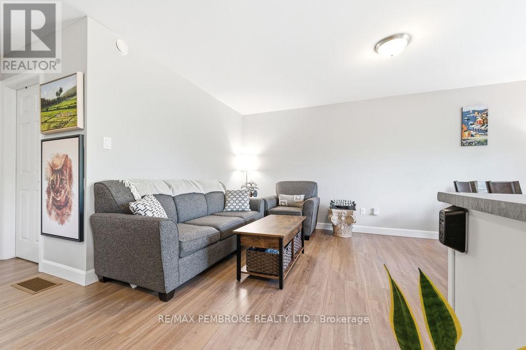 623 Nelson Street, Pembroke, Ontario K8A 3P3 - Photo 14 - X13218942