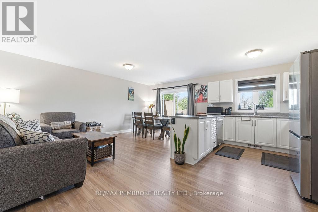 623 Nelson Street, Pembroke, Ontario K8A 3P3 - Photo 21 - X13218942