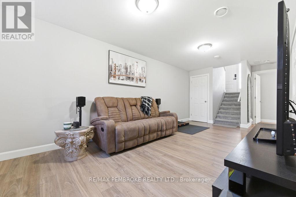 623 Nelson Street, Pembroke, Ontario K8A 3P3 - Photo 27 - X13218942