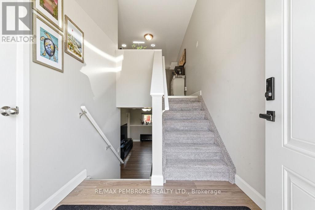623 Nelson Street, Pembroke, Ontario K8A 3P3 - Photo 4 - X13218942