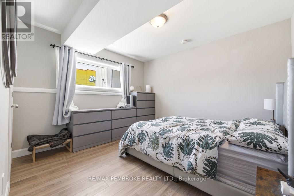 623 Nelson Street, Pembroke, Ontario K8A 3P3 - Photo 6 - X13218942