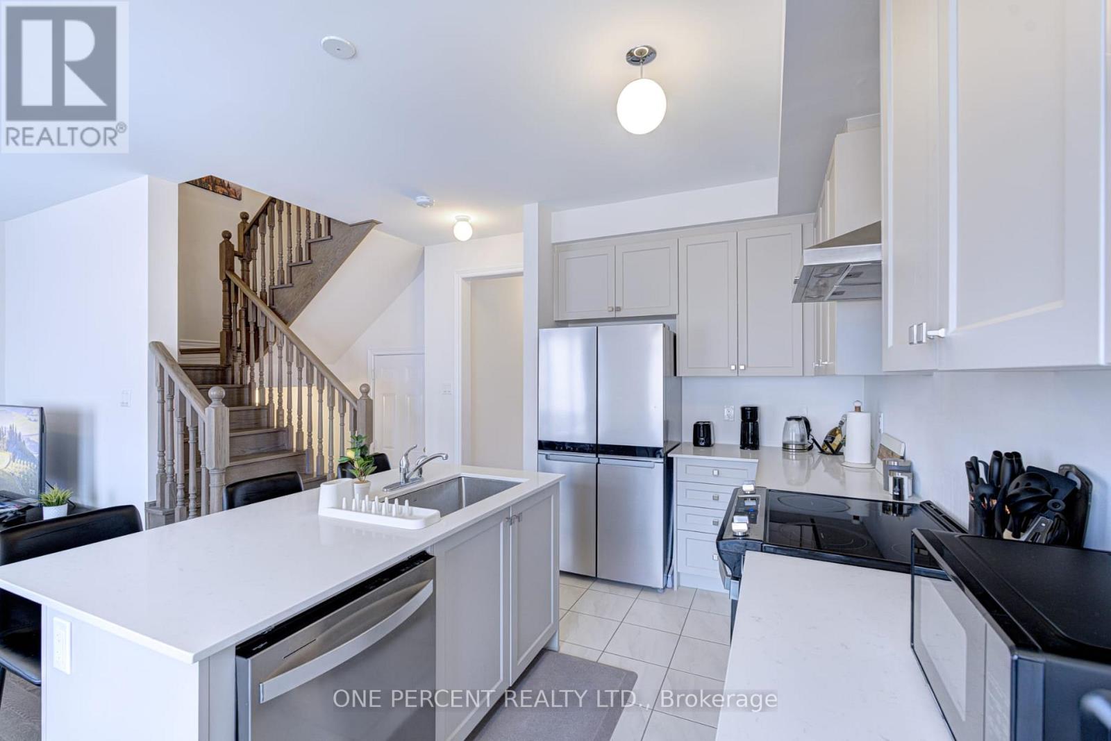465 Kennedy Circle W, Milton, Ontario  L9E 2C4 - Photo 14 - W13218912