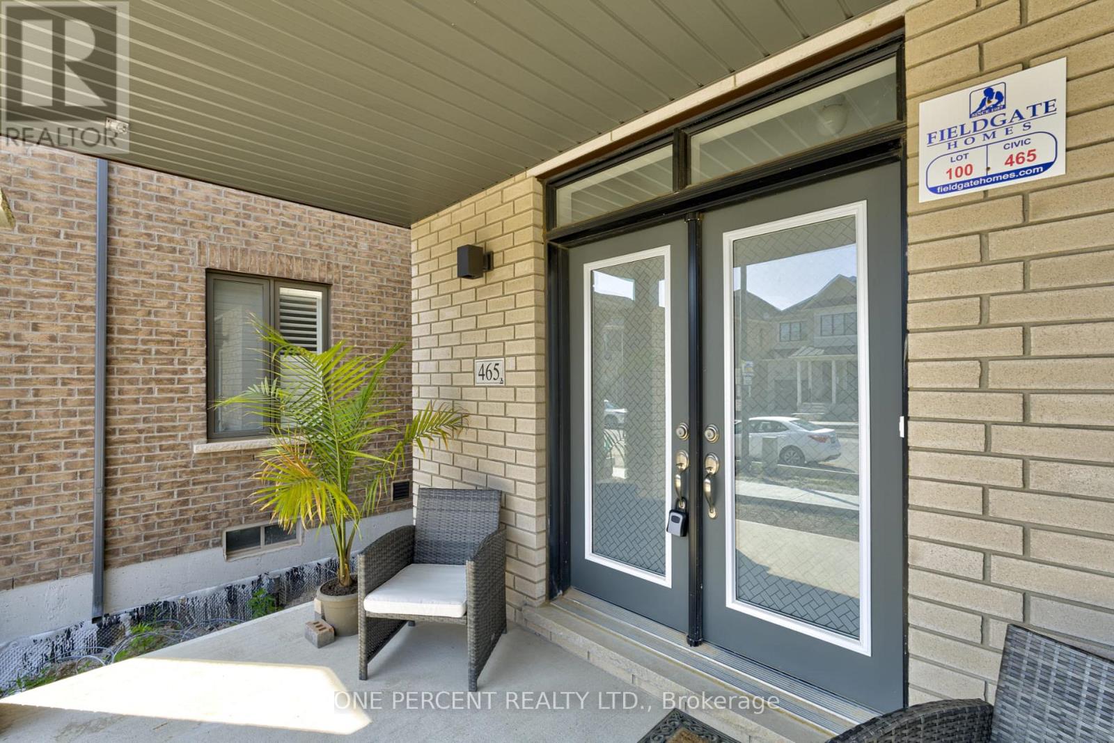 465 Kennedy Circle W, Milton, Ontario  L9E 2C4 - Photo 4 - W13218912