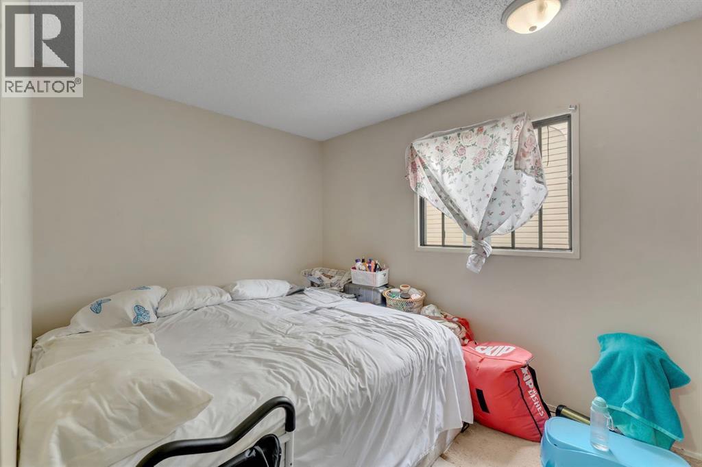 145 Castlebrook Way NE, Calgary, Alberta  T3J 2A7 - Photo 23 - A2315740