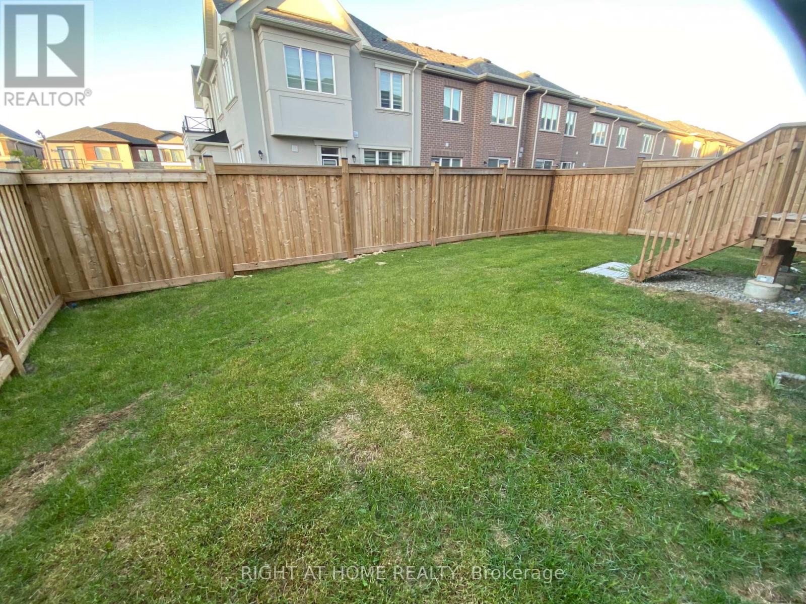 1230 Poppy Gardens, Oakville, Ontario  L6H 7Y5 - Photo 12 - W13218882