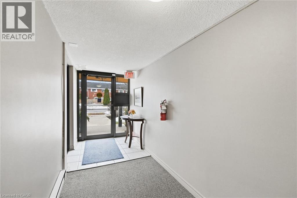 469 Claridge Road Unit# 6, Burlington, Ontario  L7N 2S1 - Photo 2 - 40807352