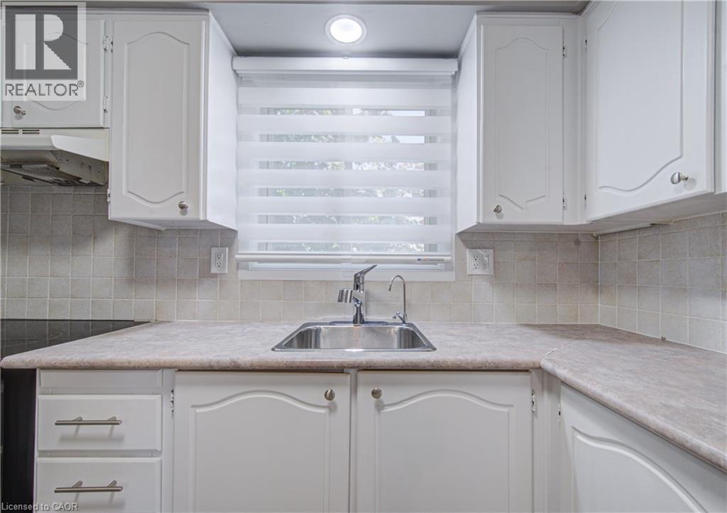 150 Gateshead Crescent Unit# 17, Stoney Creek, Ontario  L9G 4A7 - Photo 13 - 40833590