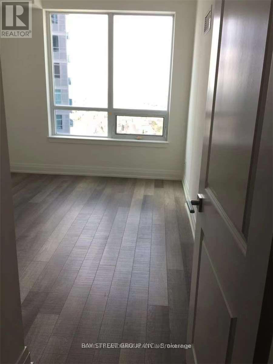 2210 - 7165 Yonge Street, Markham, Ontario  L3T 0C9 - Photo 3 - N13218952