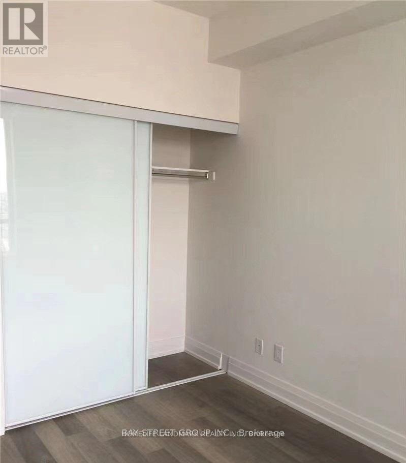 2210 - 7165 Yonge Street, Markham, Ontario  L3T 0C9 - Photo 4 - N13218952