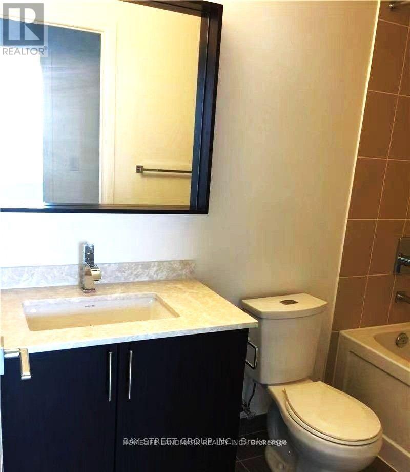 2210 - 7165 Yonge Street, Markham, Ontario  L3T 0C9 - Photo 6 - N13218952