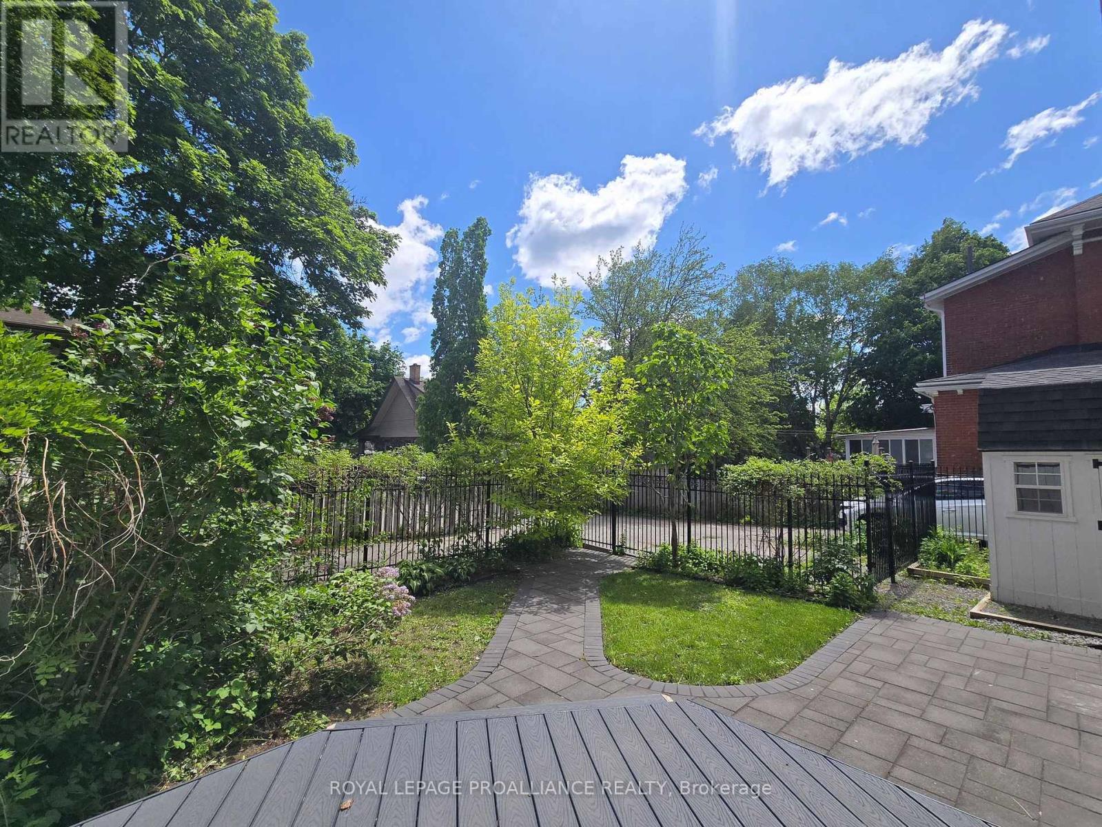 219 Charles Street, Belleville, Ontario  K8N 3M3 - Photo 41 - X12940882