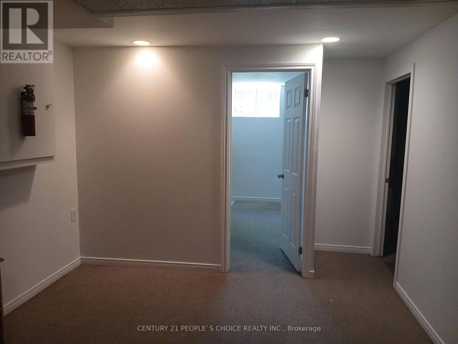 31 Moss Place, Guelph, Ontario  N1G 4V2 - Photo 12 - X12884812