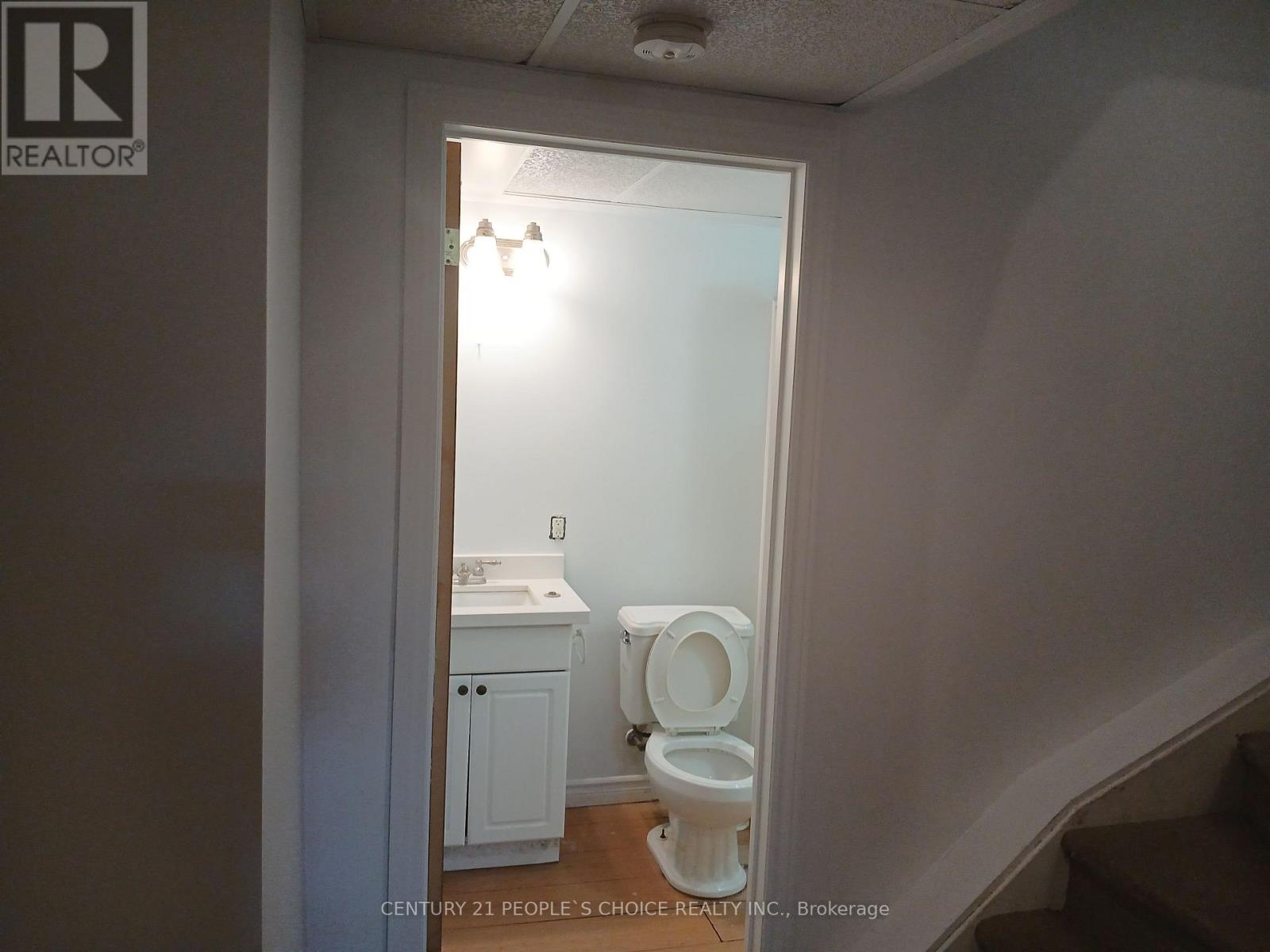 31 Moss Place, Guelph, Ontario  N1G 4V2 - Photo 11 - X12884812