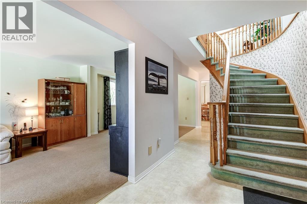 2130 Cleaver Avenue, Burlington, Ontario  L7M 3R1 - Photo 10 - 40834020
