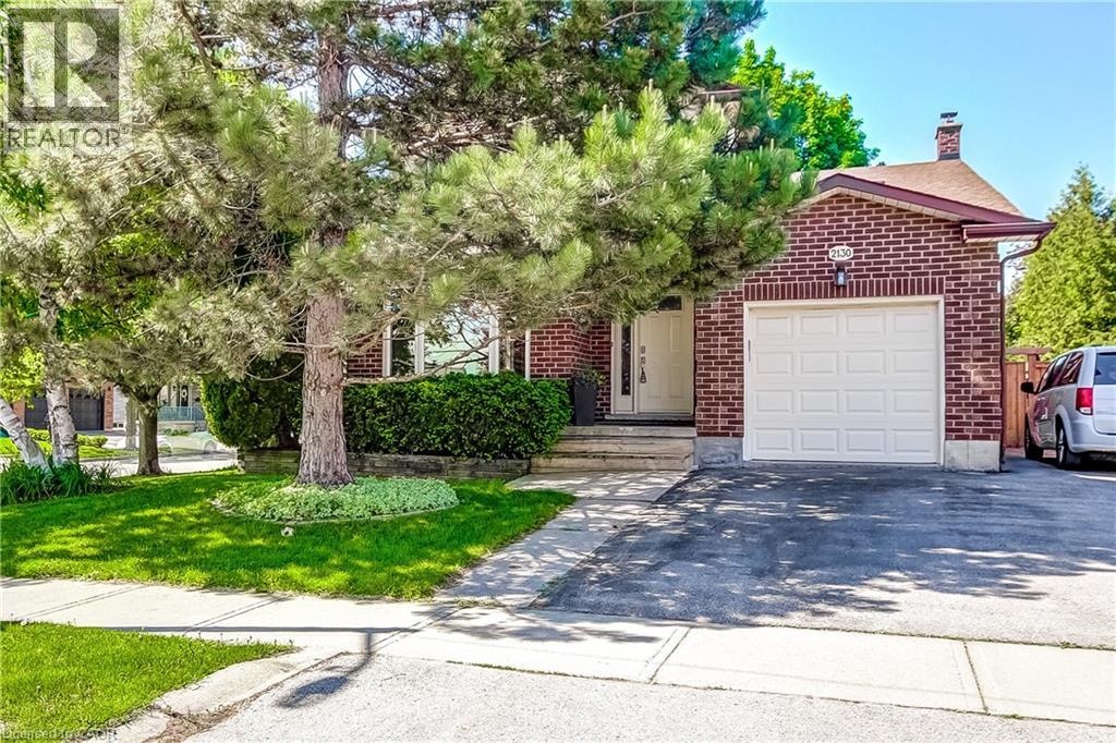 2130 Cleaver Avenue, Burlington, Ontario  L7M 3R1 - Photo 2 - 40834020