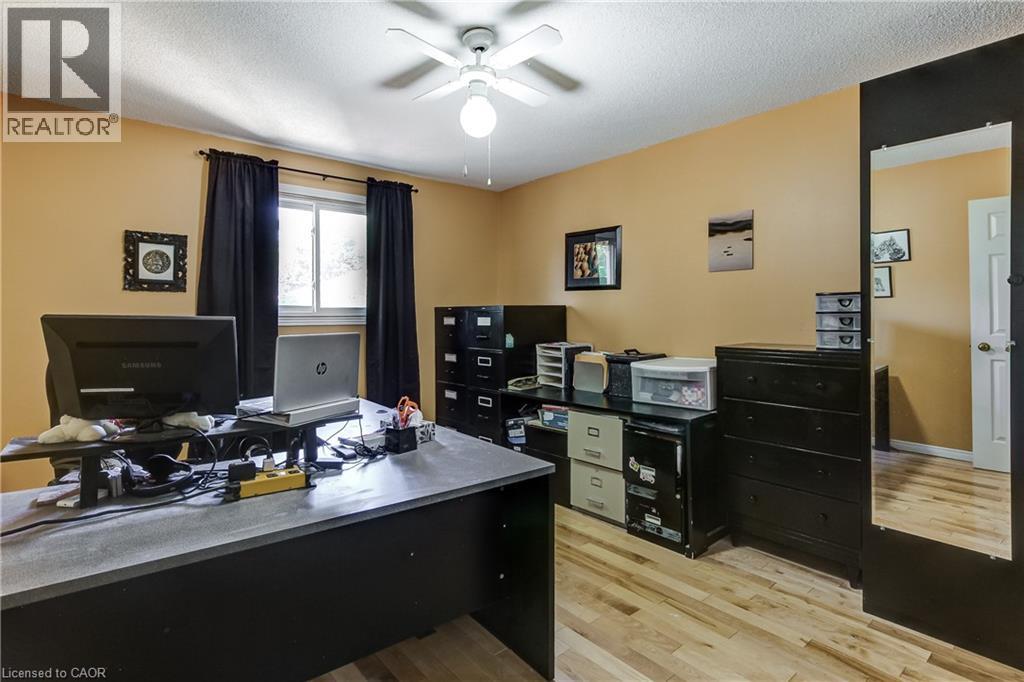 2130 Cleaver Avenue, Burlington, Ontario  L7M 3R1 - Photo 32 - 40834020