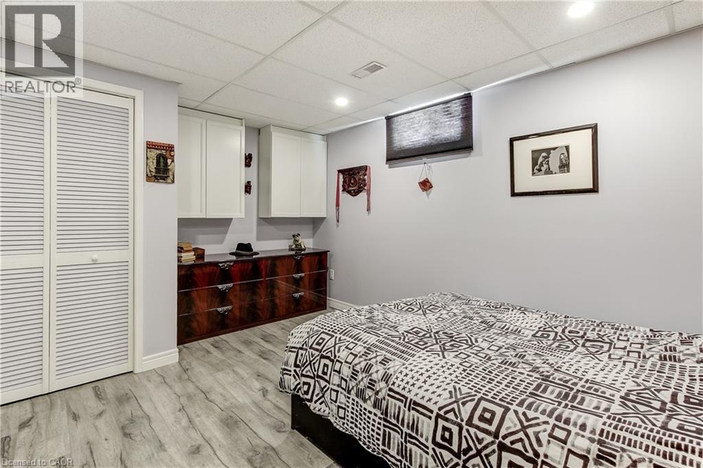 2130 Cleaver Avenue, Burlington, Ontario  L7M 3R1 - Photo 39 - 40834020