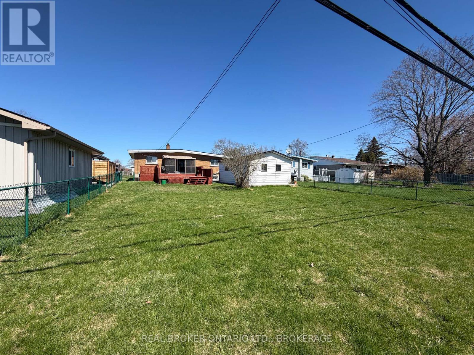 1817 Shearer Avenue, Cornwall, Ontario K6H 2H4 - Photo 2 - X13218954