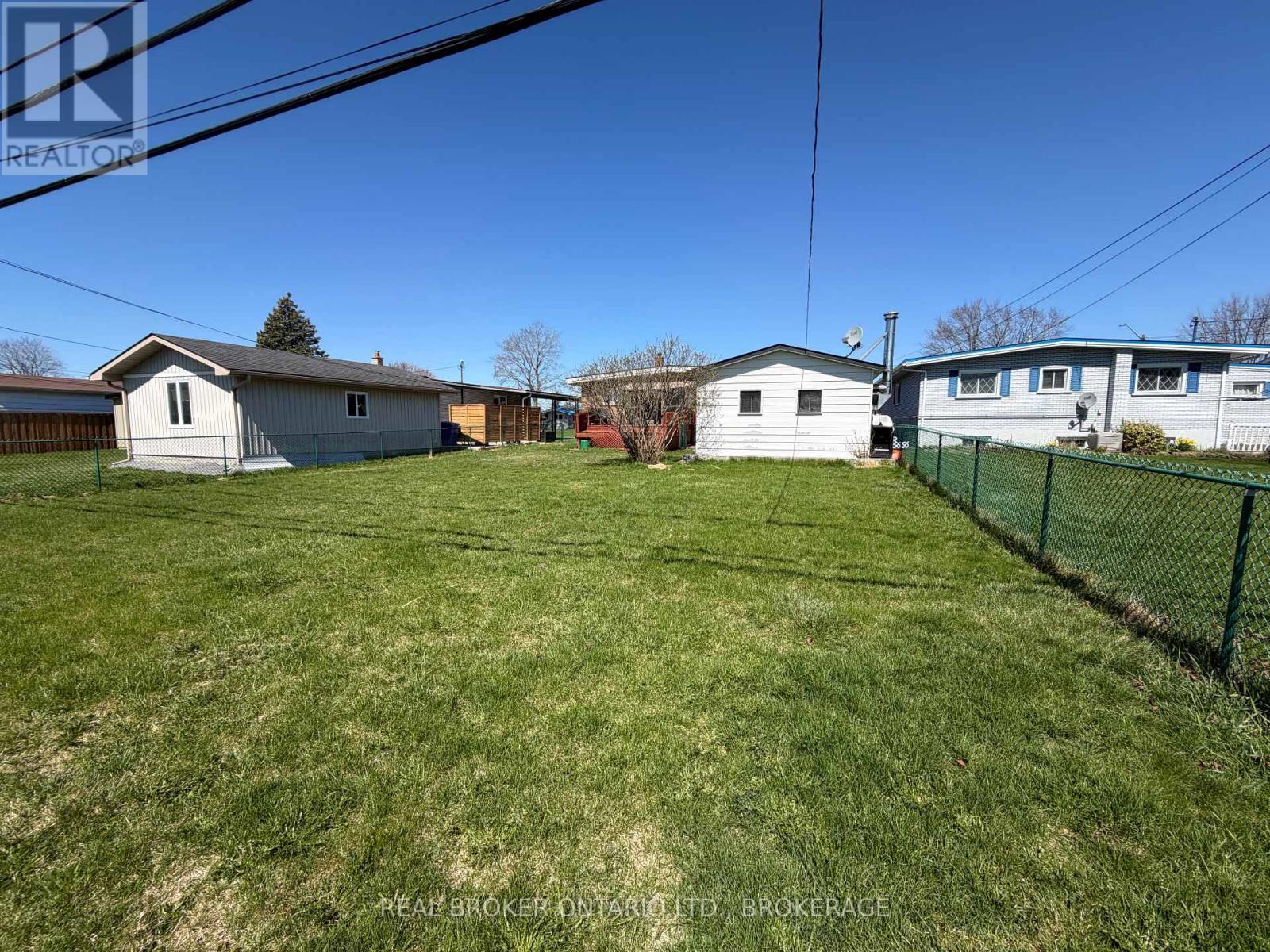 1817 Shearer Avenue, Cornwall, Ontario K6H 2H4 - Photo 3 - X13218954