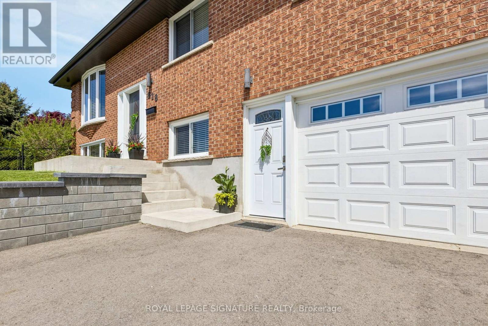 618 Fern Road, Waterloo, Ontario  N2V 1G6 - Photo 2 - X13214560