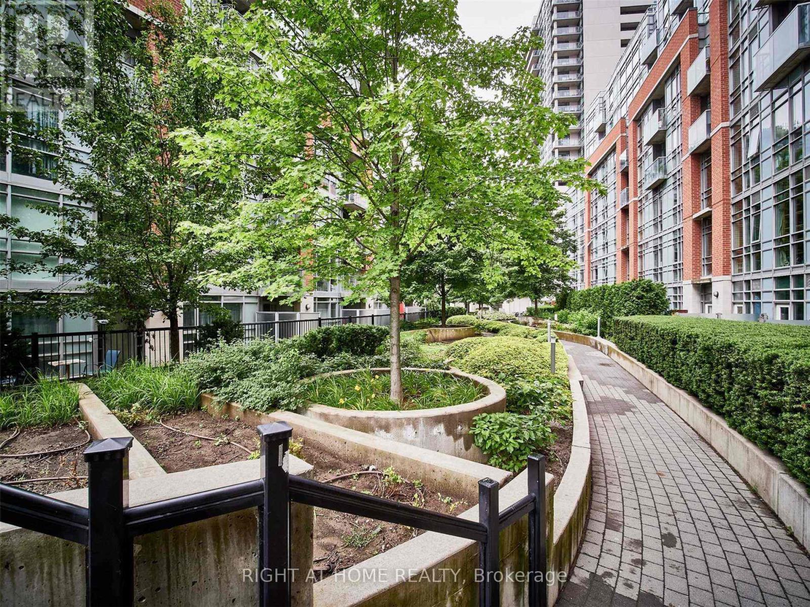 201 - 170 Sudbury Street, Toronto, Ontario  M6J 0A1 - Photo 3 - C13218980