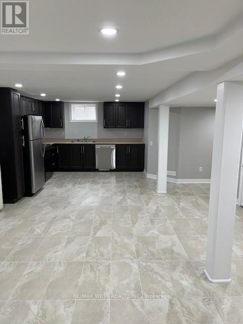 10 Testa Street, East Gwillimbury, Ontario L0L 1R0 - Photo 2 - N13174344