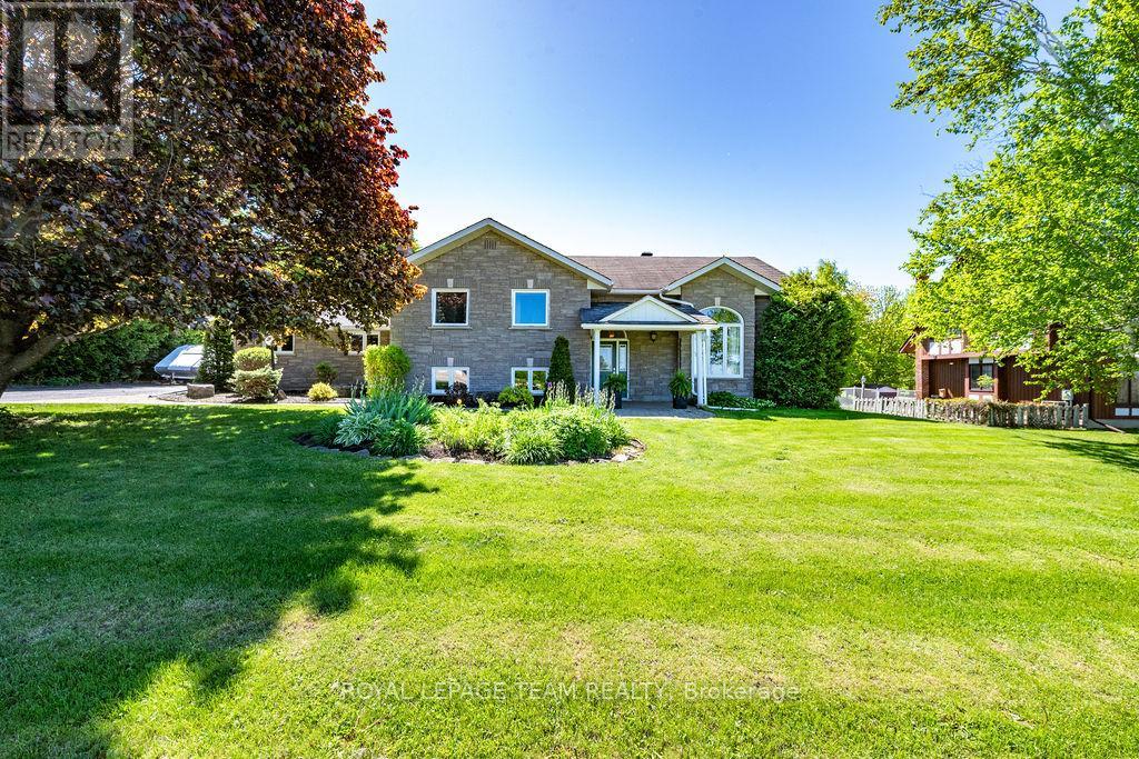 63 ALVA DRIVE, Whitewater Region, Ontario