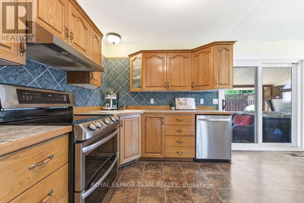63 Alva Drive, Whitewater Region, Ontario  K0J 1K0 - Photo 12 - X13219018