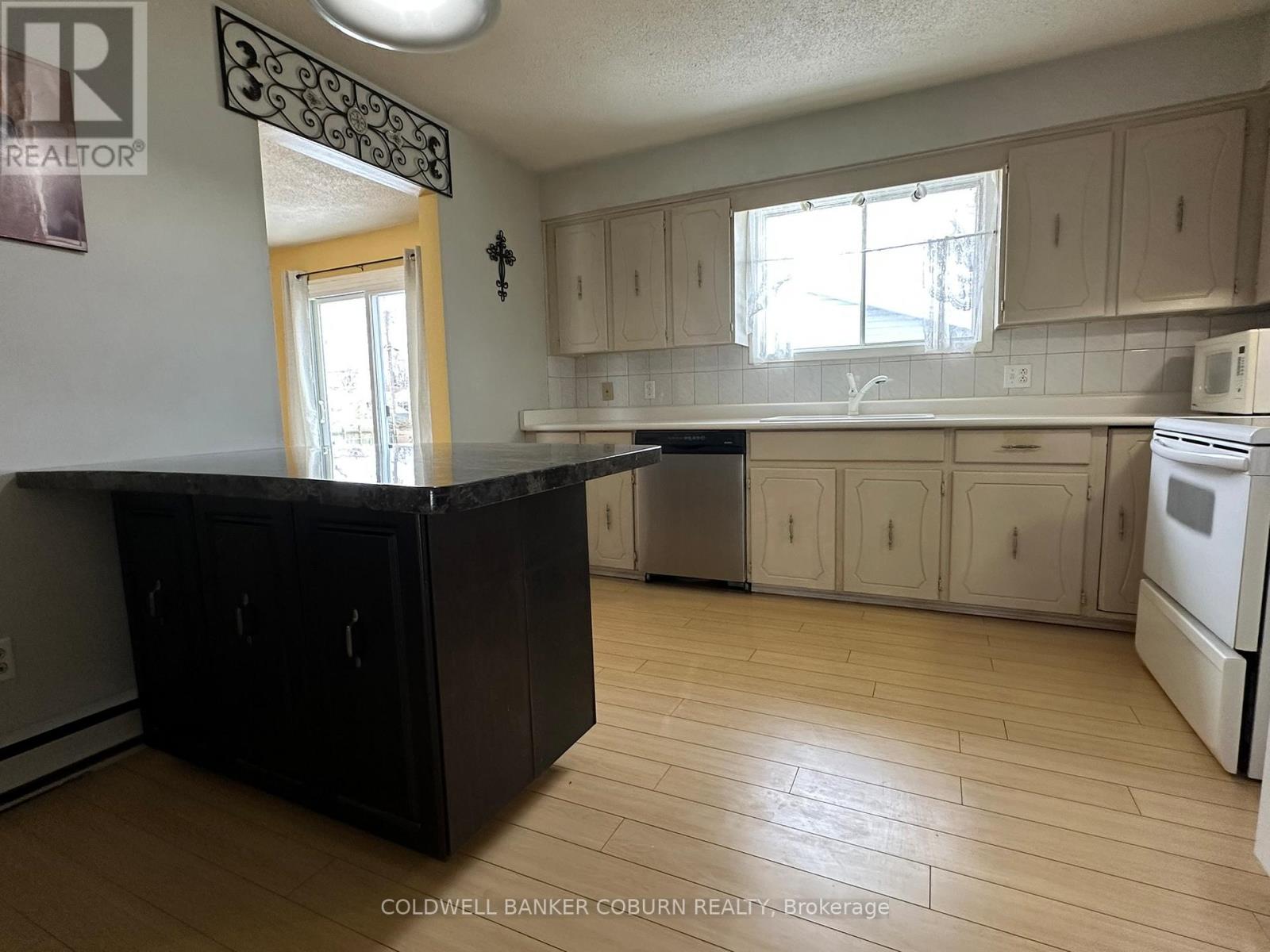 4016 Dishaw Street, Edwardsburgh/cardinal, Ontario  K0E 1E0 - Photo 4 - X13219012