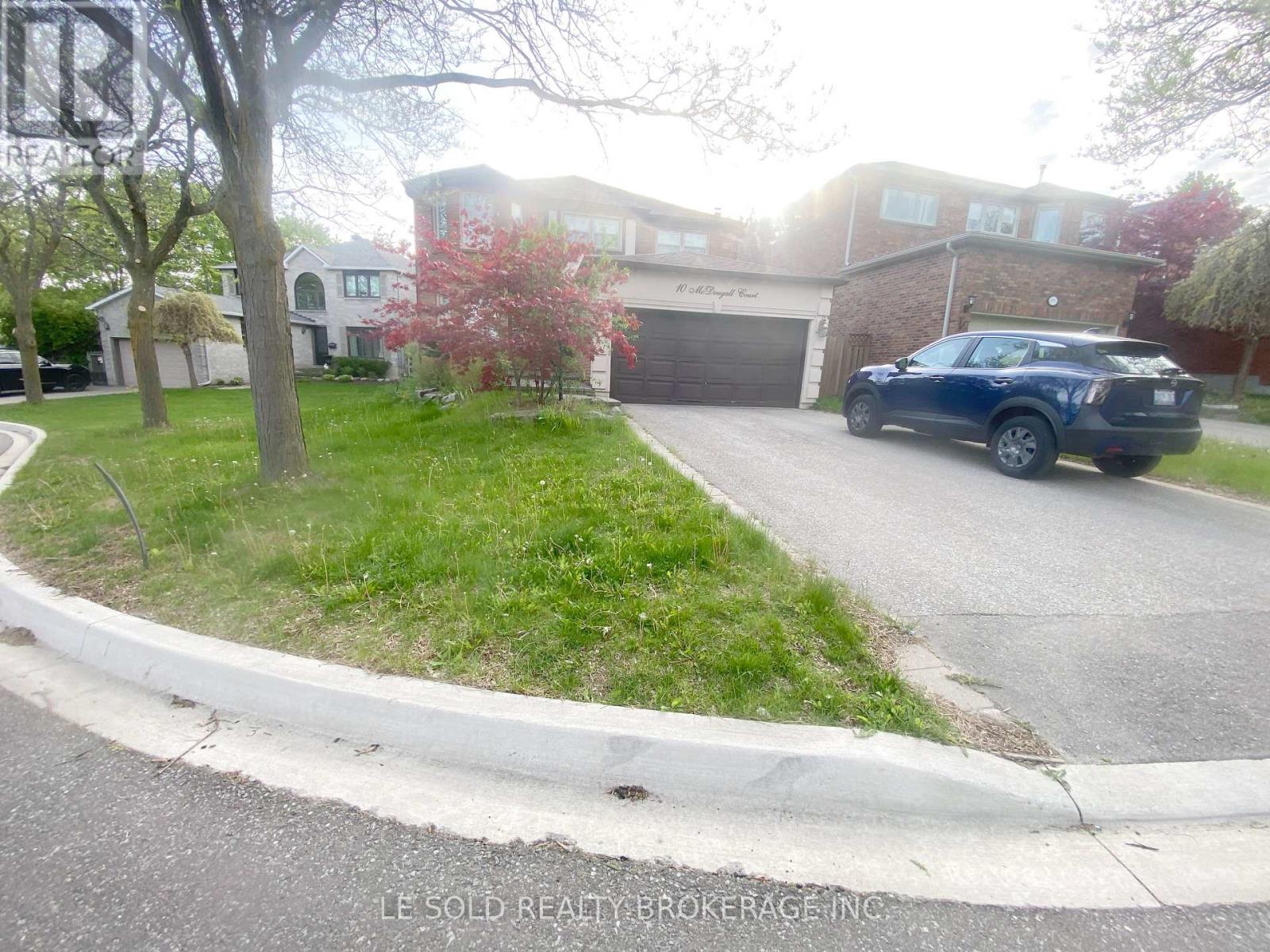 10 MCDOUGALL COURT, Vaughan, Ontario