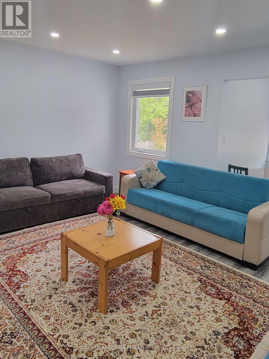 Part 1 - 16 73rd Street N, Wasaga Beach, Ontario  L9Z 2X6 - Photo 4 - S13219006