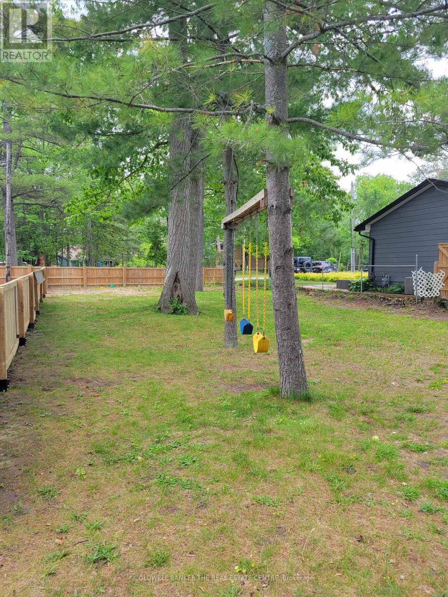 Part 2 - 16 73rd Street N, Wasaga Beach, Ontario  L9Z 2X6 - Photo 5 - S13219010