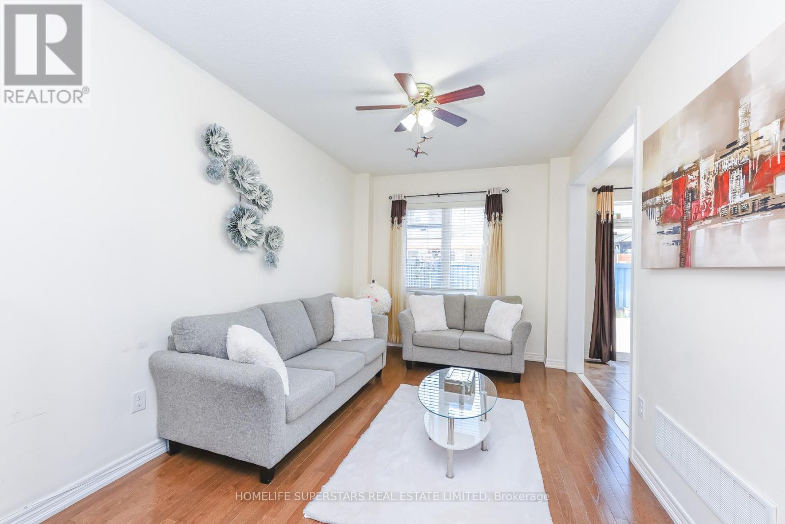 16 Altura Way, Brampton, Ontario  L6P 4A1 - Photo 4 - W13219026