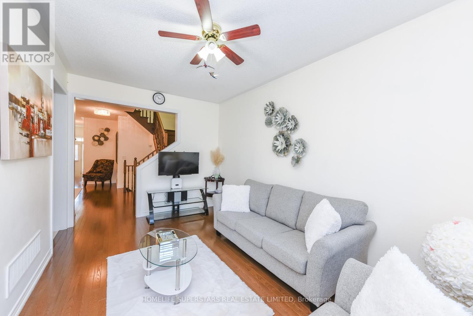 16 Altura Way, Brampton, Ontario  L6P 4A1 - Photo 5 - W13219026