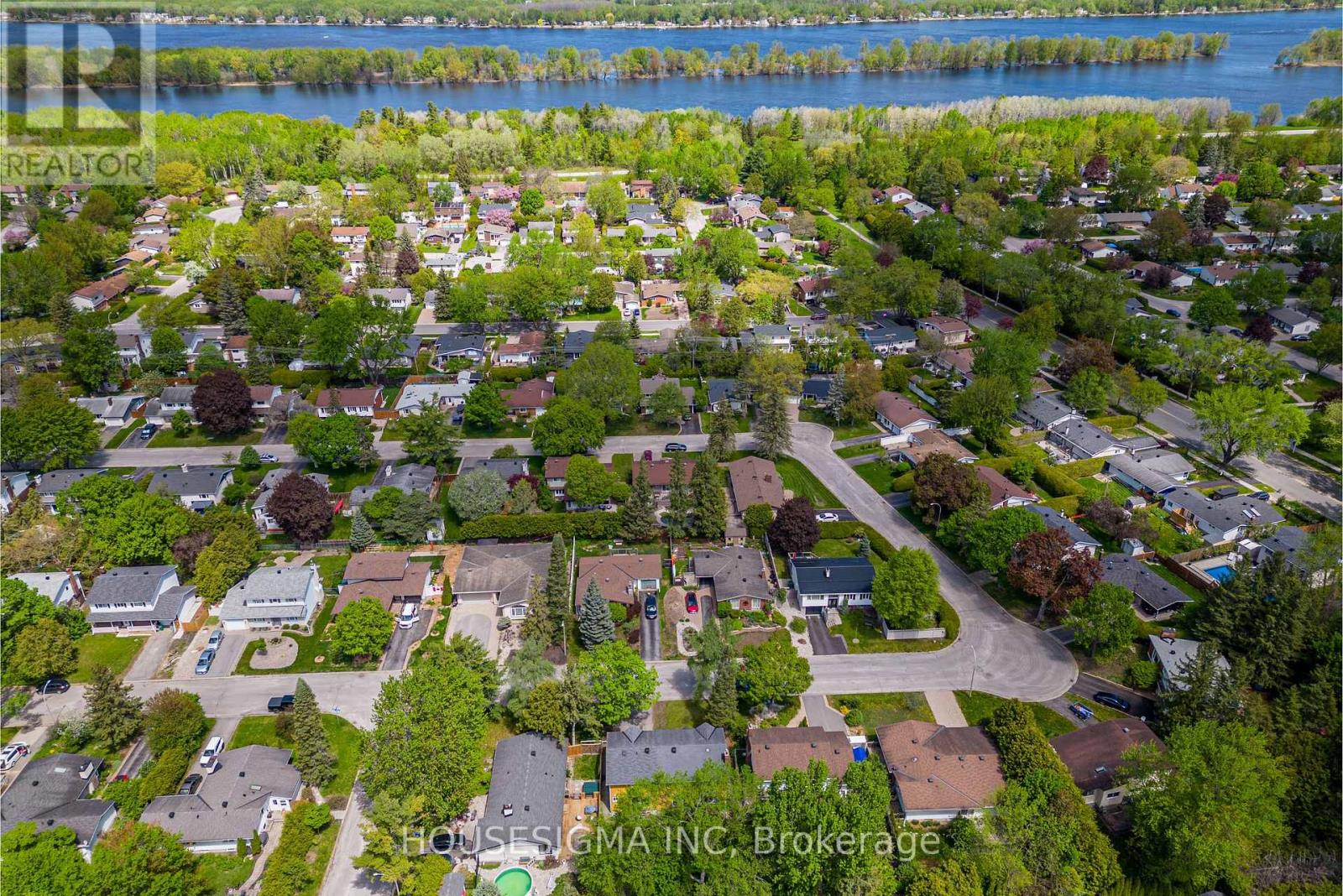 2032 Kings Grove Crescent, Ottawa, Ontario  K1J 6G1 - Photo 46 - X13210714