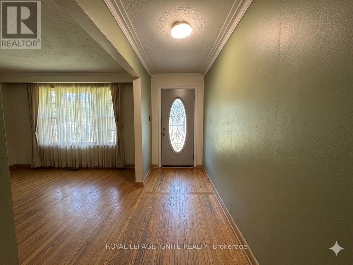 38 Rossander Court, Toronto, Ontario  M1J 2B7 - Photo 11 - E13172648