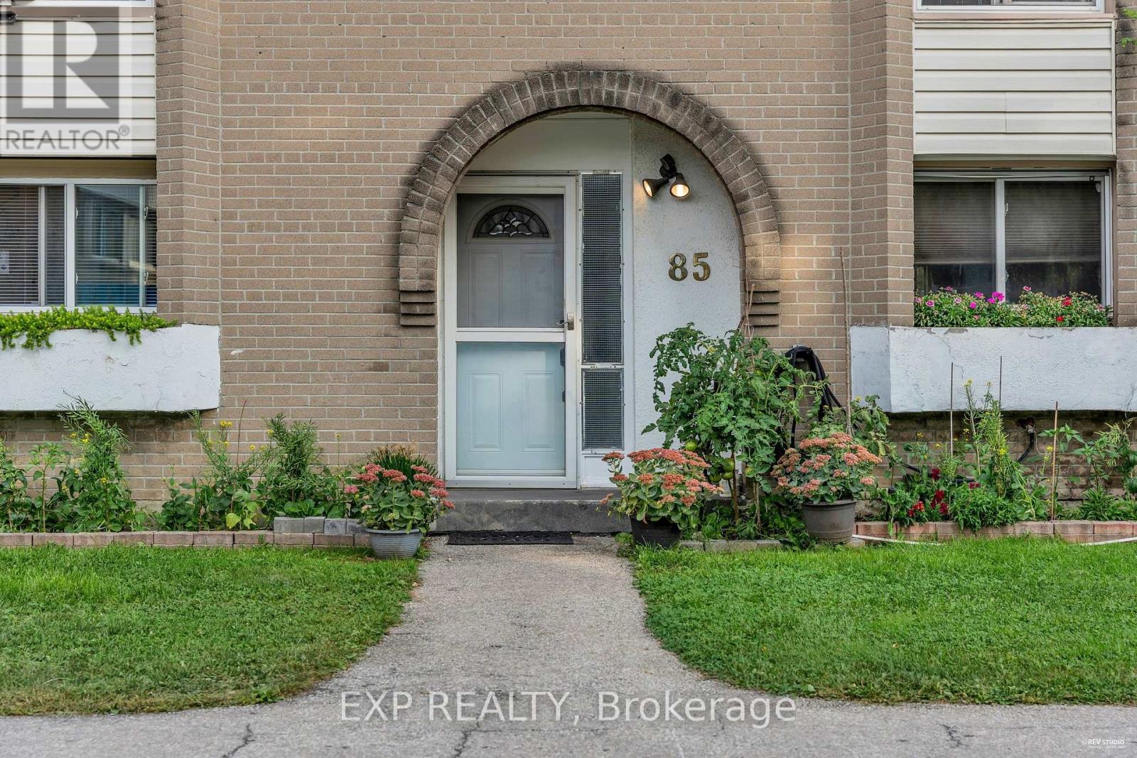 85 - 19 London Green Court, Toronto, Ontario  M3N 1K3 - Photo 3 - W12907886
