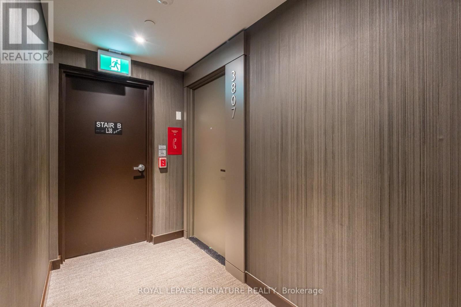 3807 - 448 Burnhamthorpe Road W, Mississauga, Ontario L5B 0R4 - Photo 11 - W13218578