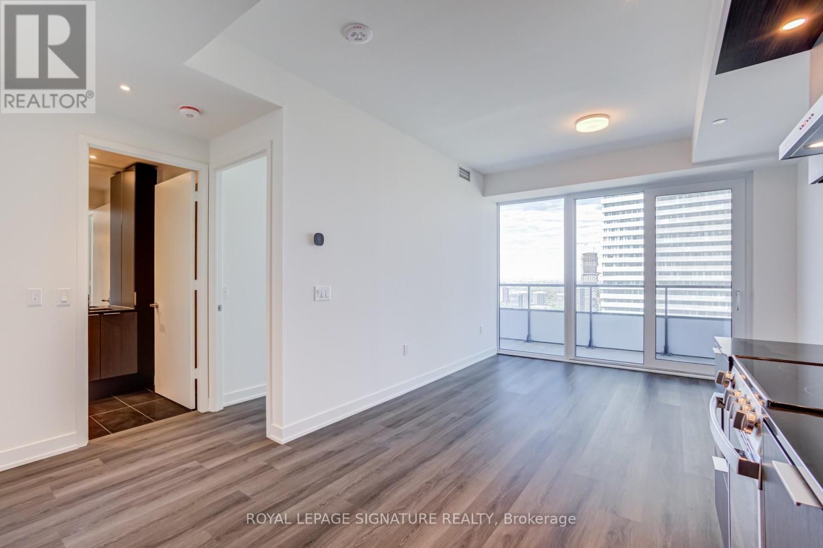 3807 - 448 Burnhamthorpe Road W, Mississauga, Ontario L5B 0R4 - Photo 17 - W13218578