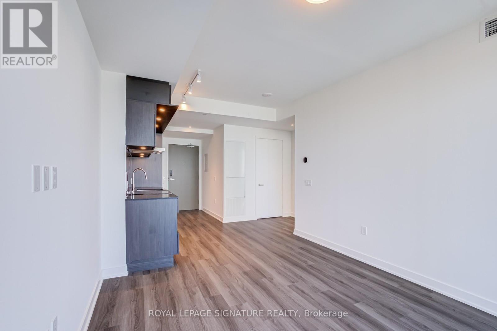 3807 - 448 Burnhamthorpe Road W, Mississauga, Ontario L5B 0R4 - Photo 23 - W13218578
