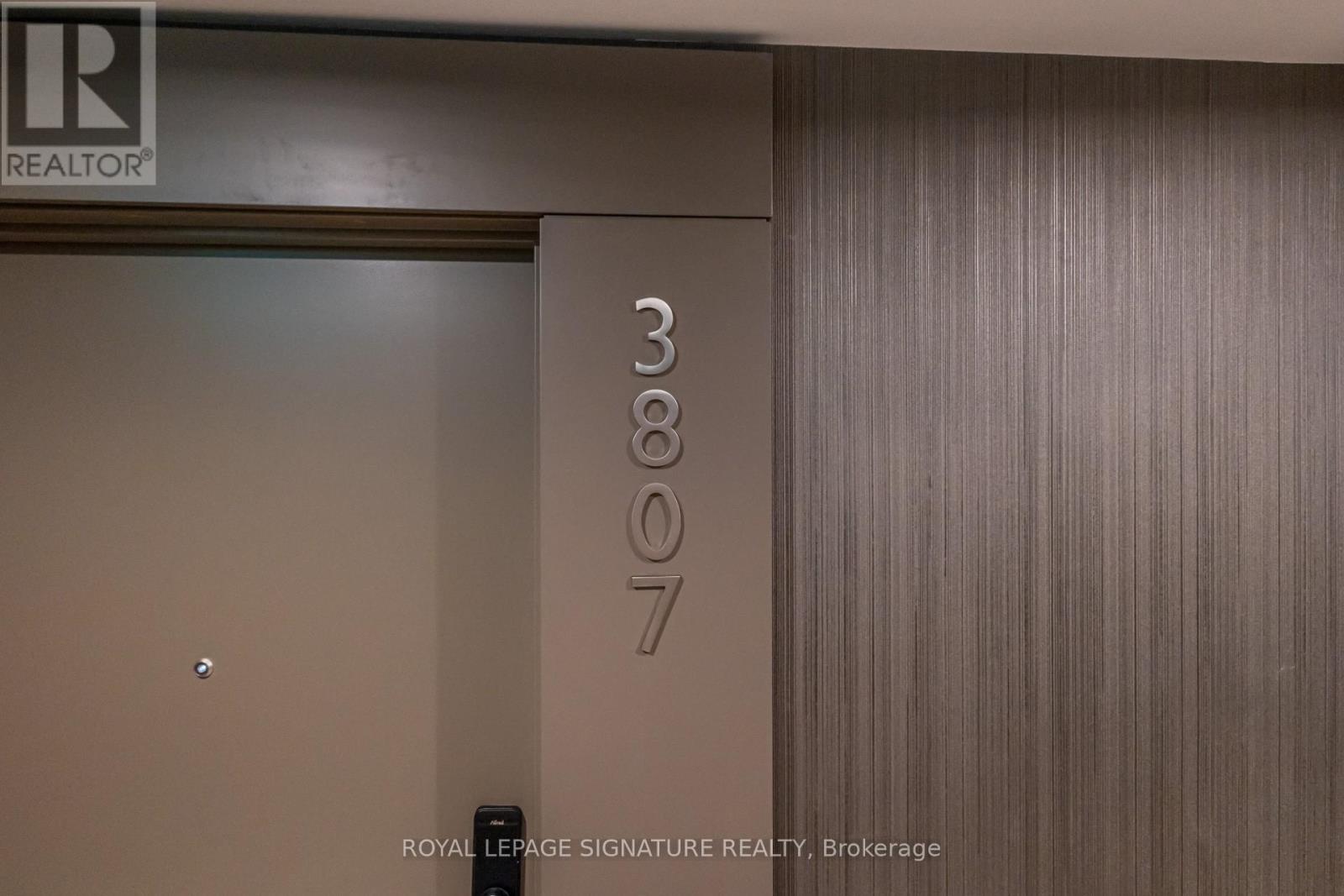 3807 - 448 Burnhamthorpe Road W, Mississauga, Ontario L5B 0R4 - Photo 8 - W13218578