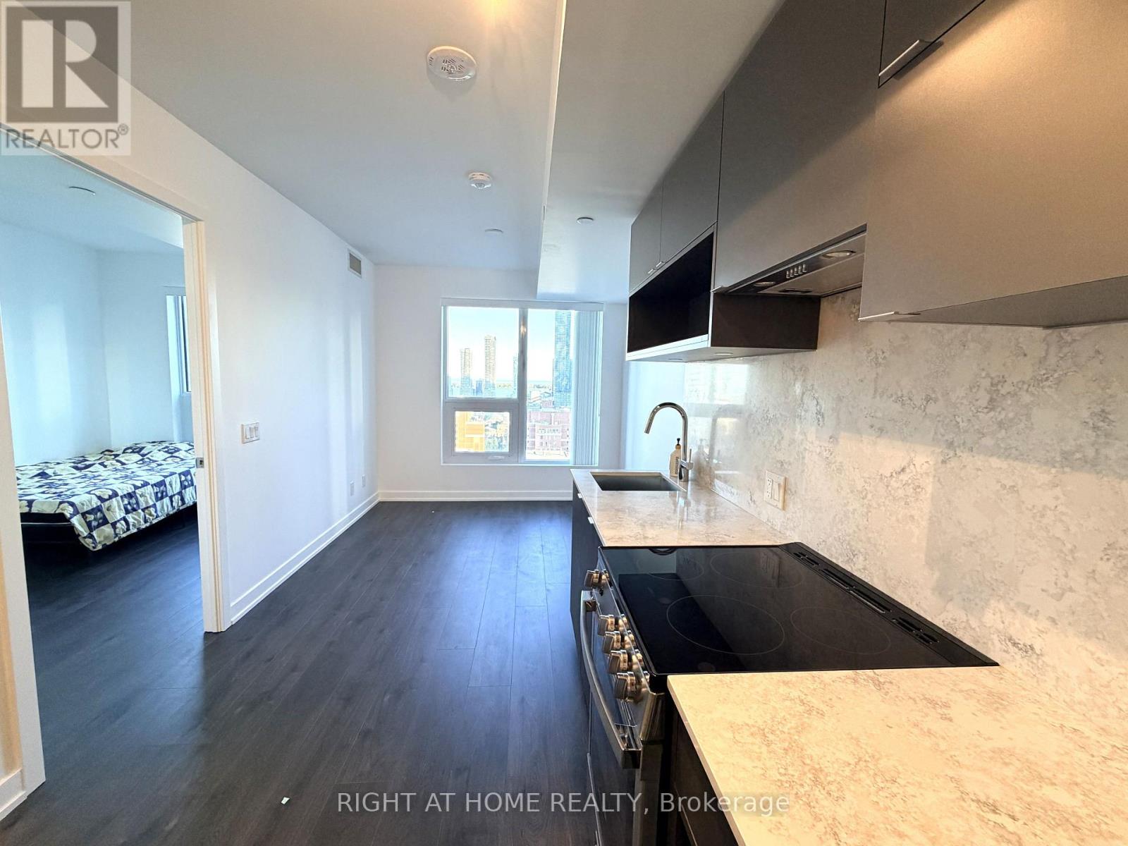2307 - 100 QUEEN STREET E, Toronto, Ontario